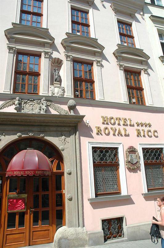 Royal Ricc Hotel